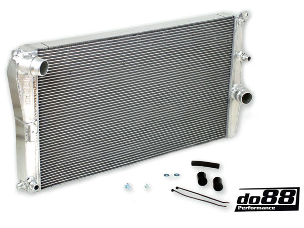 DO88 BMW F20 F30 F87 M235i M2 335i 435i DO88 Performance Aluminium Radiator